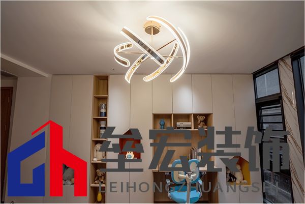 武大靖的冠軍新家燈光原來(lái)有這么多細(xì)節(jié)，華藝照明是怎么做到的