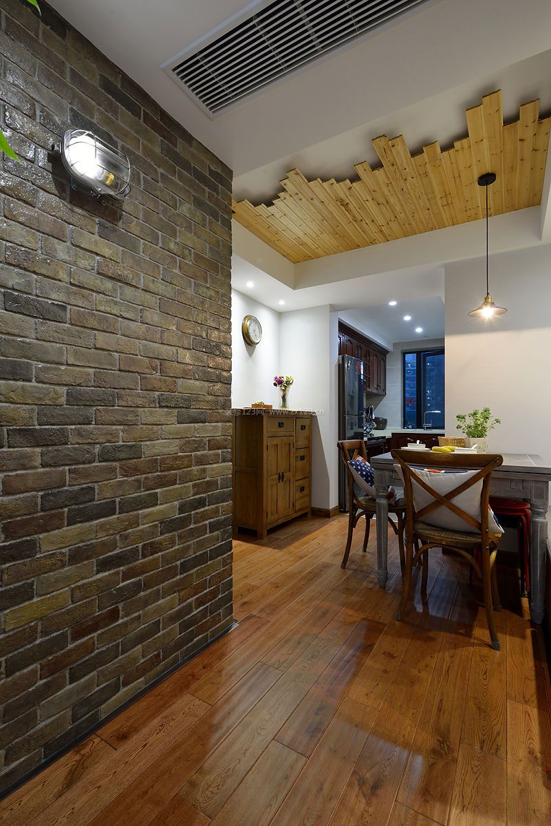 長(zhǎng)沙舊房拆遷貨幣補(bǔ)貼裝修和沒(méi)裝修的有什么不同嗎_50平米老舊房小戶型裝修效果圖_廈門(mén)裝修舊房