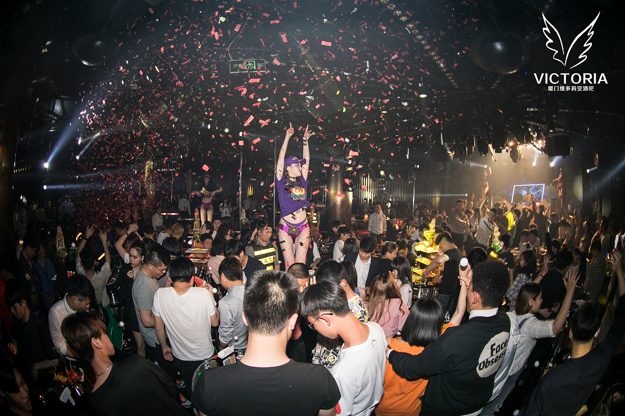 酒吧廈門(mén)_廈門(mén)酒吧設(shè)計(jì)_酒吧廈門(mén)設(shè)計(jì)師招聘