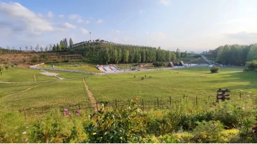 廈門(mén)婚慶布置_廈門(mén)婚禮場(chǎng)地布置_廈門(mén)場(chǎng)地婚禮布置多少錢(qián)