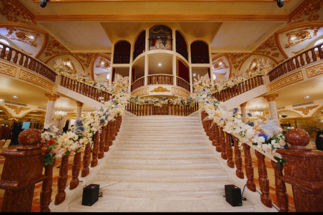 廈門(mén)場(chǎng)地婚禮布置價(jià)格_廈門(mén)婚禮場(chǎng)地布置_廈門(mén)婚慶布置