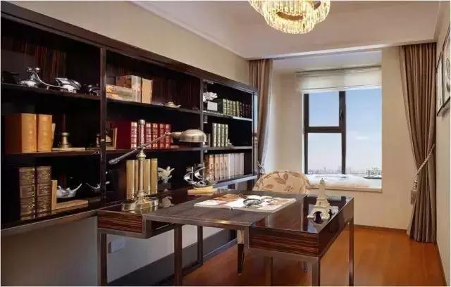 150㎡戶型四間朝南，一個(gè)創(chuàng)新的戶型，我不允許它有1㎡的浪費(fèi)。