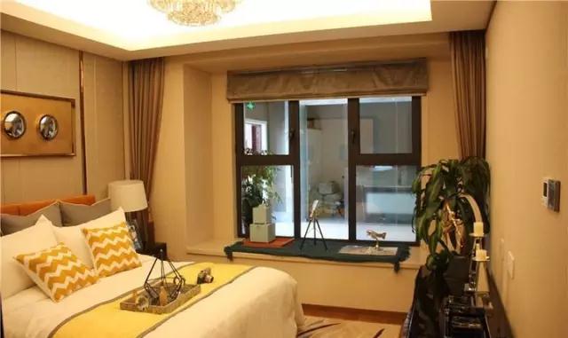 150㎡戶型四間朝南，一個(gè)創(chuàng)新的戶型，我不允許它有1㎡的浪費(fèi)。