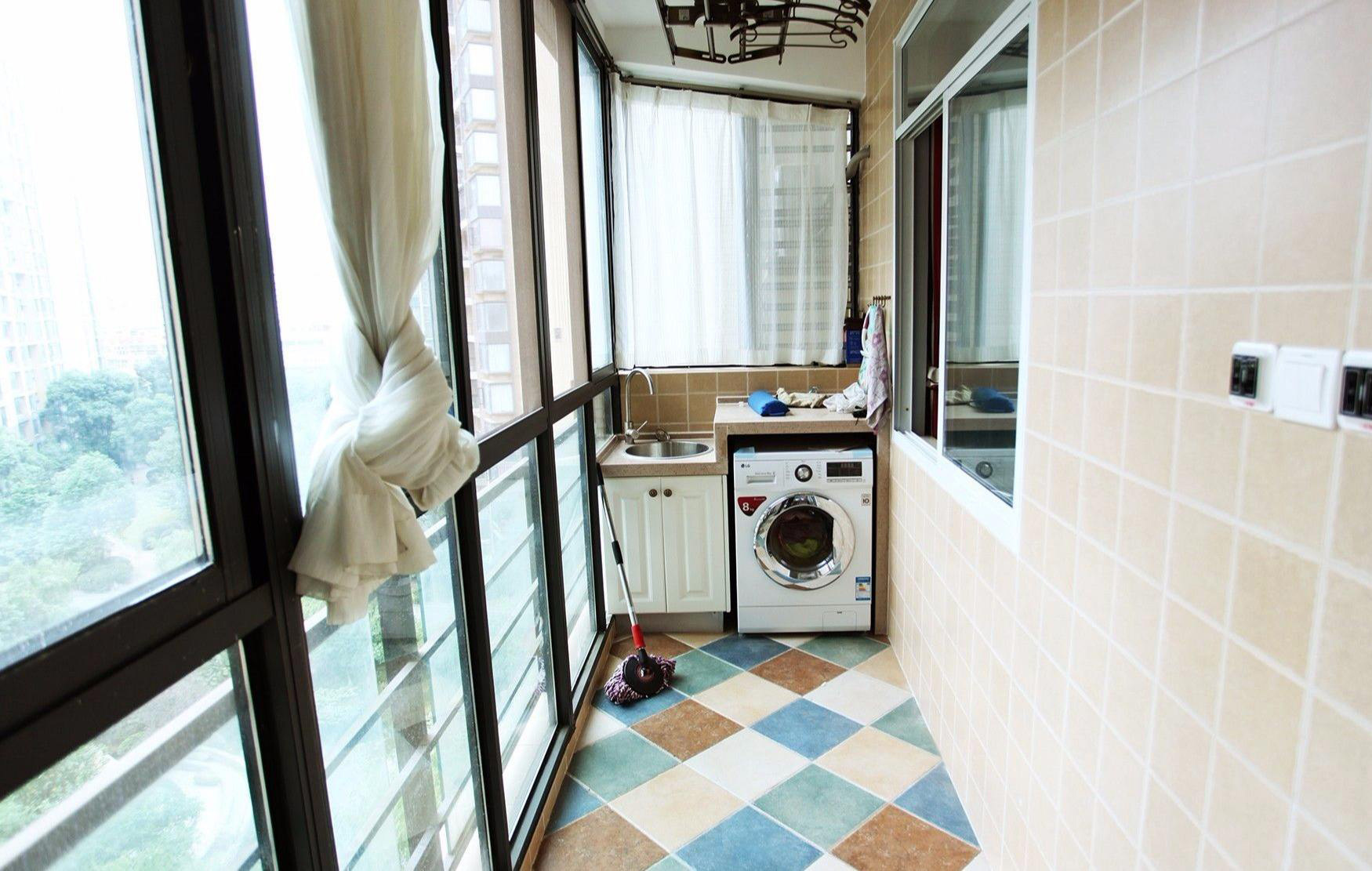 陽臺(tái)改造大概費(fèi)用_廈門陽臺(tái)定制_廈門陽臺(tái)裝修改造