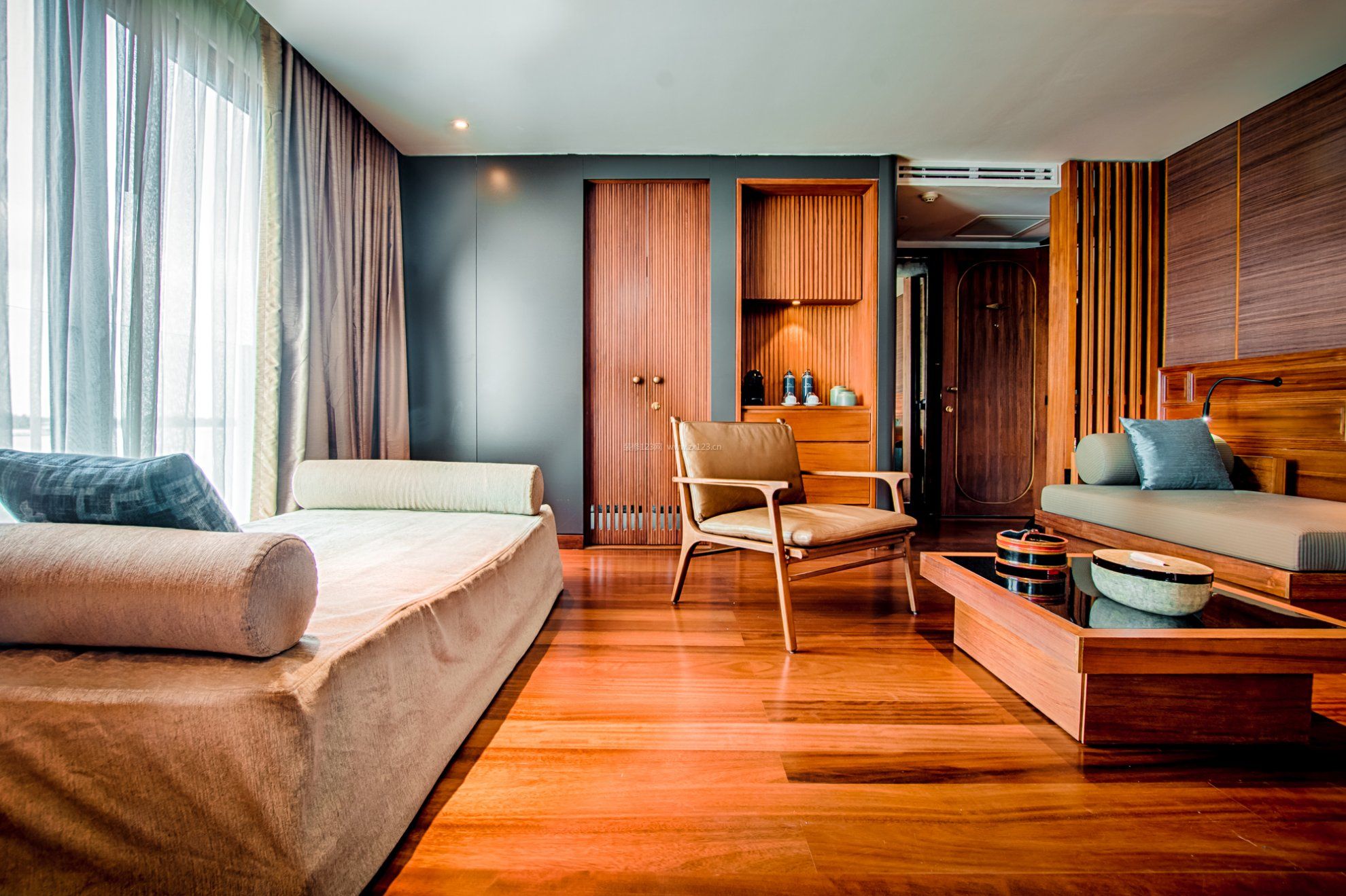 廈門復(fù)式房_廈門復(fù)式樓裝修_92平復(fù)式裝修價格廈門