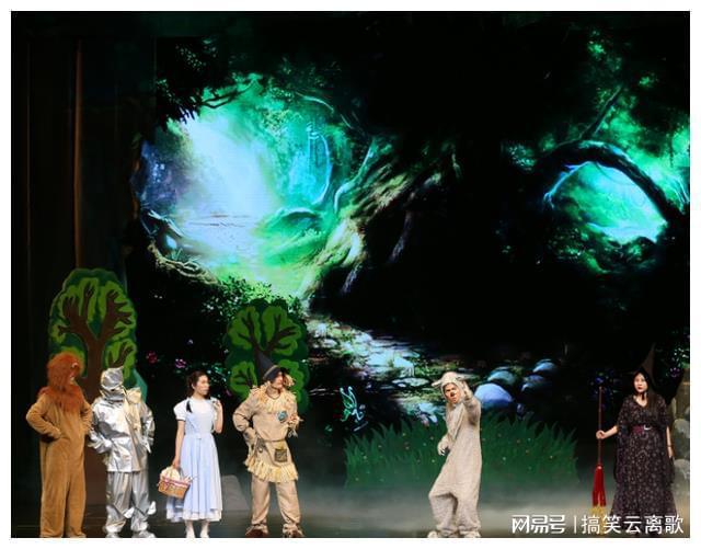 廈門(mén)裝飾室內(nèi)裝修公司_廈門(mén)室內(nèi)裝潢設(shè)計(jì)_廈門(mén)室內(nèi)裝飾