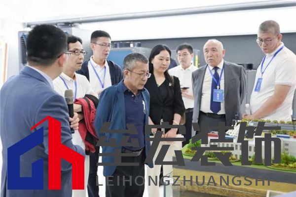 新質(zhì)生產(chǎn)力 “碳”領(lǐng)未來——全國百家媒體走進(jìn)四季沐歌空氣能熱泵超級工廠活動成功舉行