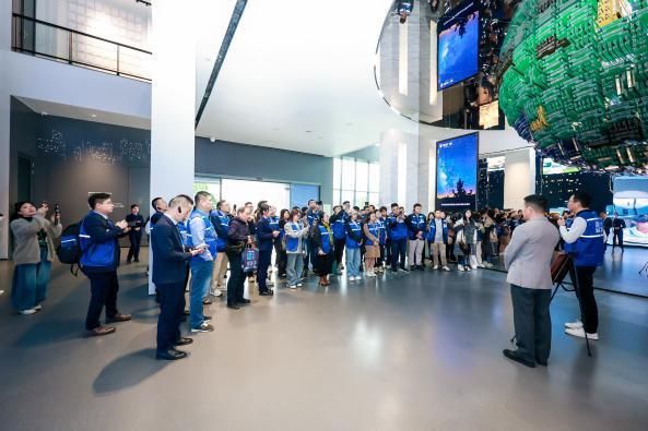 走進標桿工廠，探尋皇派門窗行業(yè)領(lǐng)跑方程式