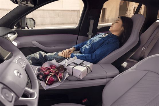 舒達(dá)攜手蔚來(lái)深圳，智能好搭子開(kāi)啟滿電好狀態(tài)