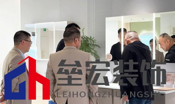 十大衛(wèi)浴品牌-鷹衛(wèi)?。簞?wù)實(shí)創(chuàng)新，共謀發(fā)展，全力開啟2025新征程！