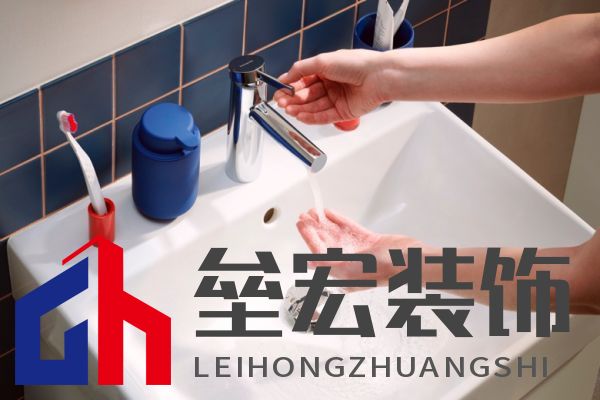 圖片包含 人, 室內(nèi), 女人, 桌子描述已自動(dòng)生成