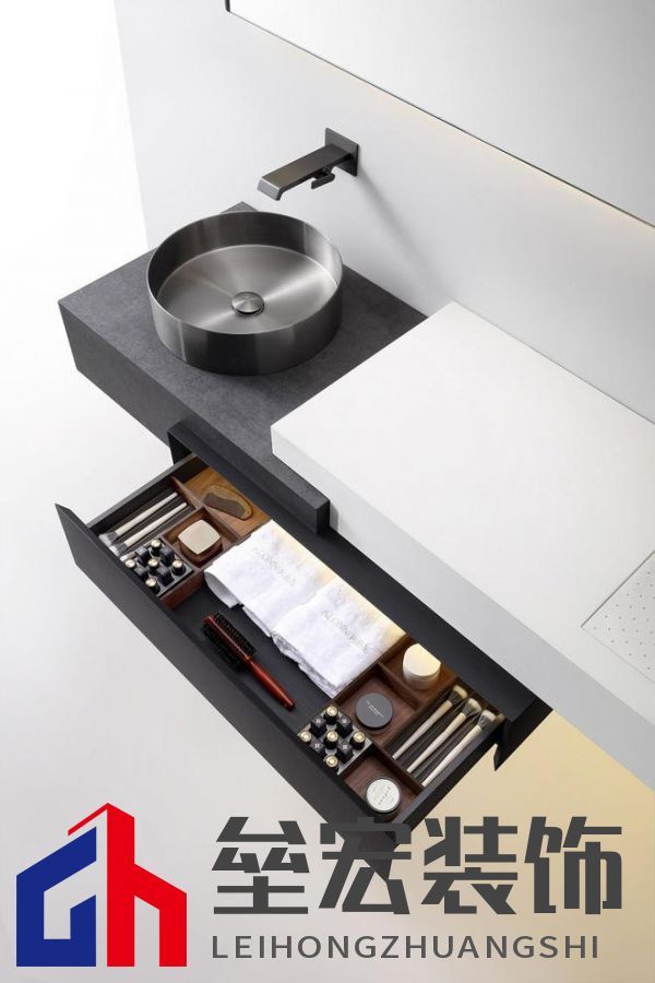 第一里程碑|阿洛尼成為首登紅點(diǎn)榜的高定浴室柜品牌！ 摘要：設(shè)計(jì)界的奧斯卡 